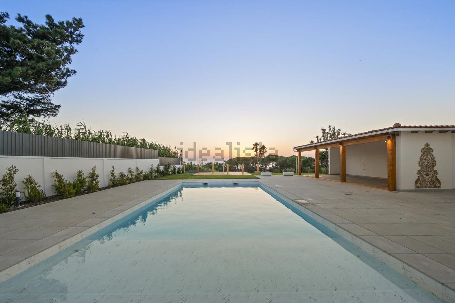 小楼房或独栋别墅出售在Beco do Algarvio - 游泳池