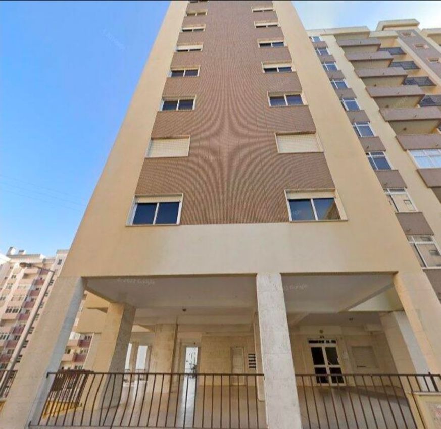 公寓 t3出售在Rua José Gomes da Silva, 8