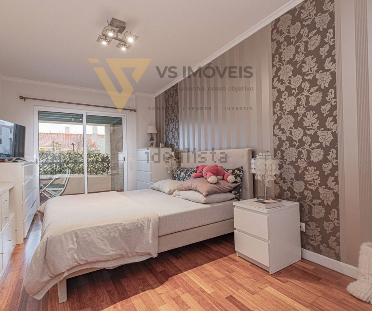 出租公寓 t2在Rua dos Faisões - 卧室