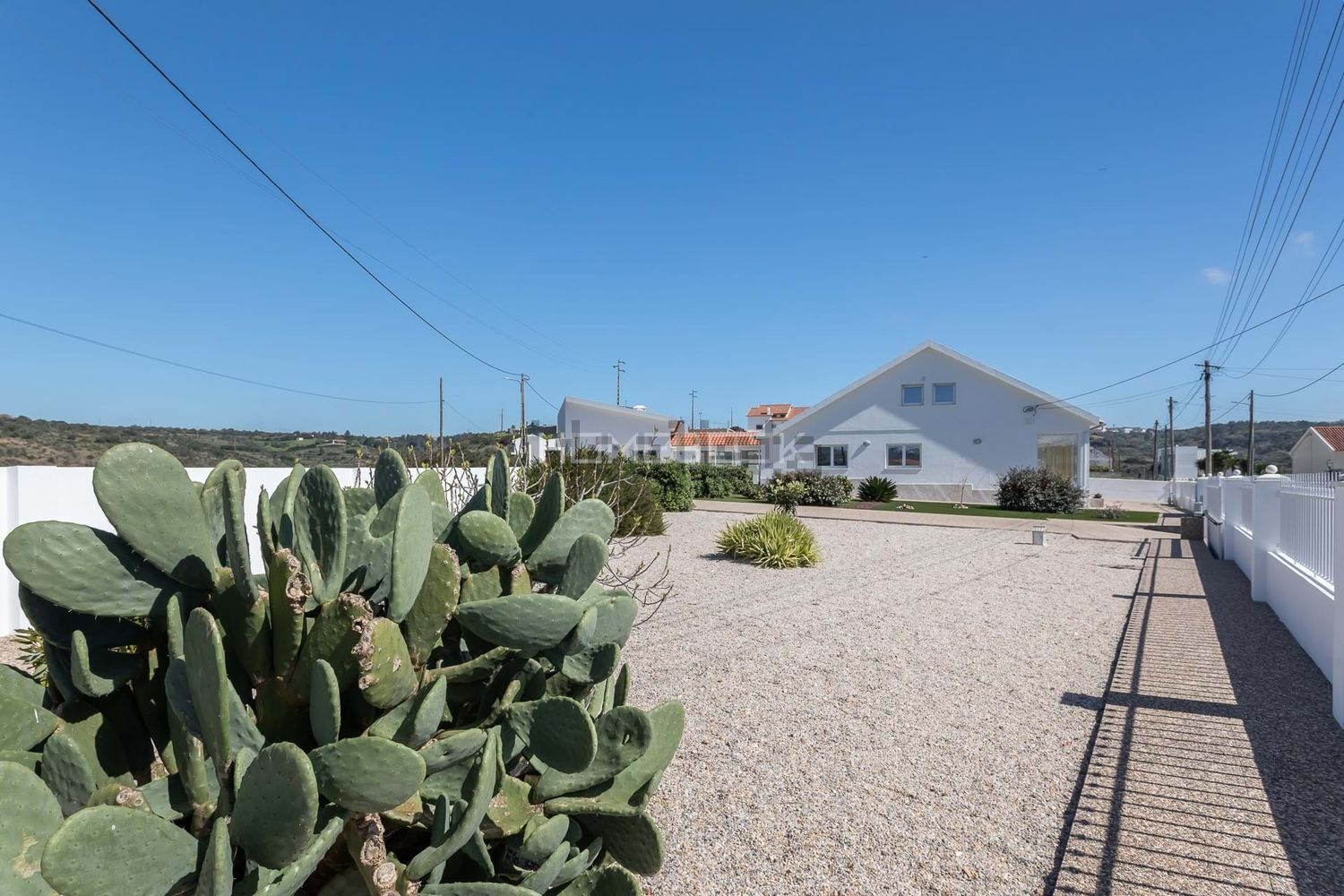 小楼房或别墅出售在Igreja Nova e Cheleiros - 视线