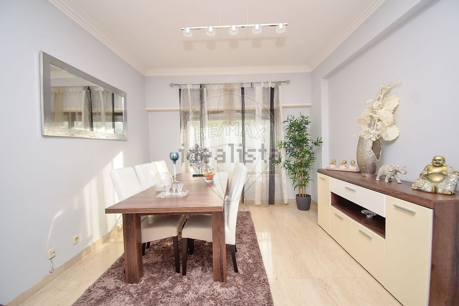 公寓 t3出售在Rua Romulo de Carvalho - 客厅