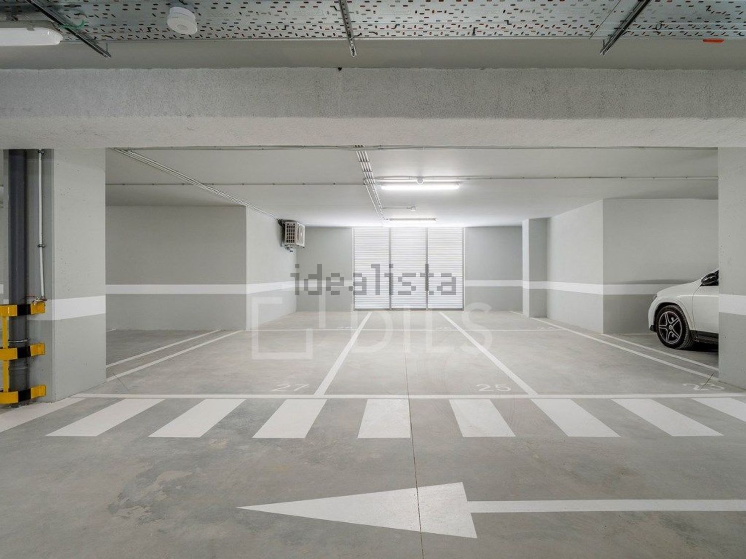 出租公寓 t3在Avenida Álvaro Cunhal - 停车位