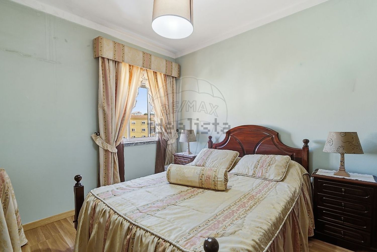 公寓 t3出售在Rua da Broeira - 卧室