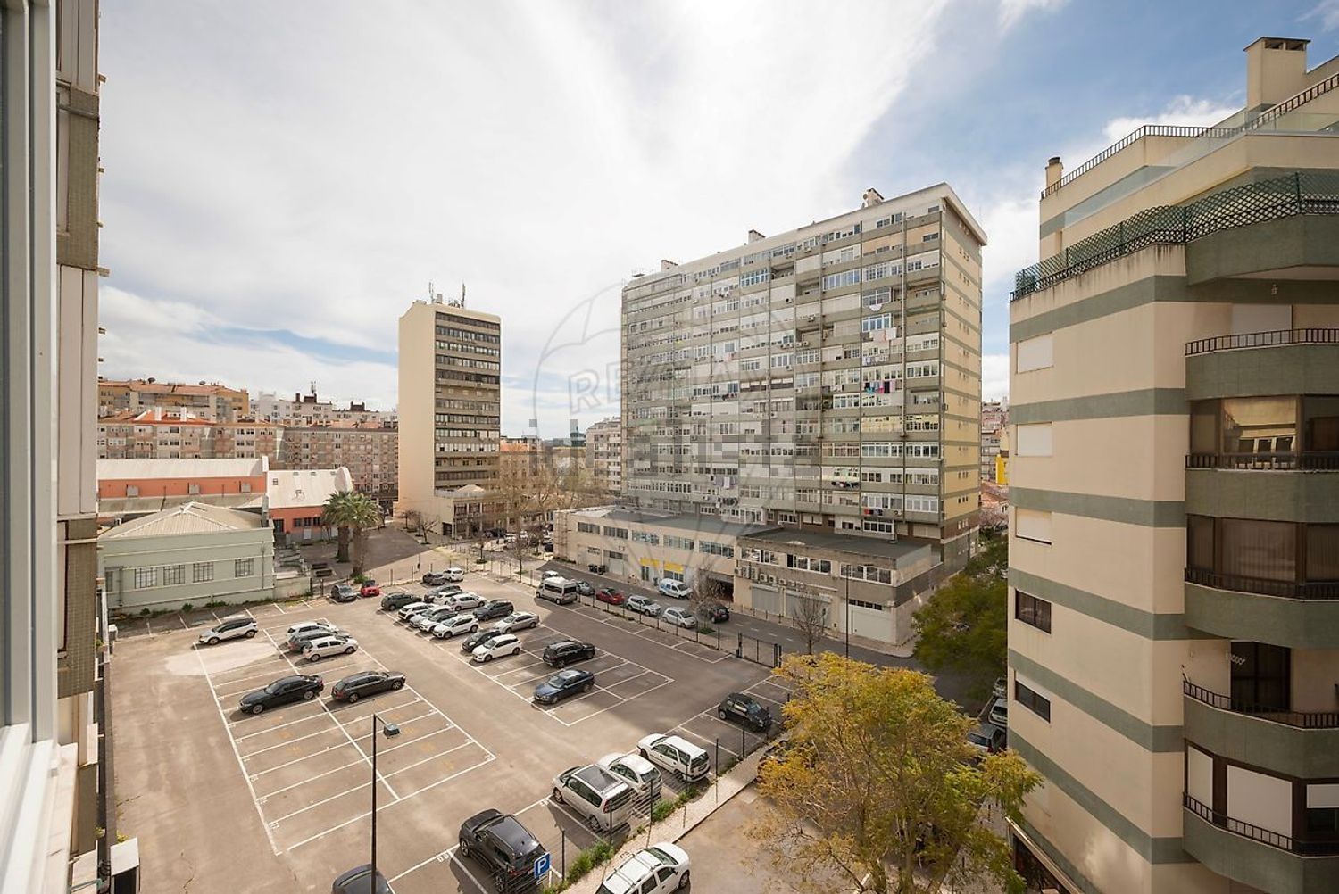 出租公寓 t2在Rua Luís Pastor de Macedo - 视线