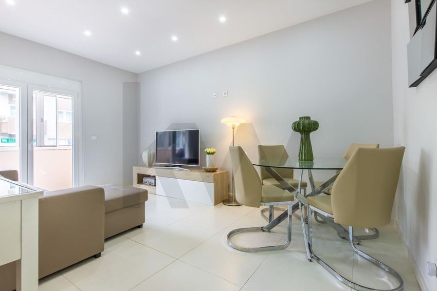 公寓 t3出售在Rua Dom Pedro de Almeida Portugal, 17