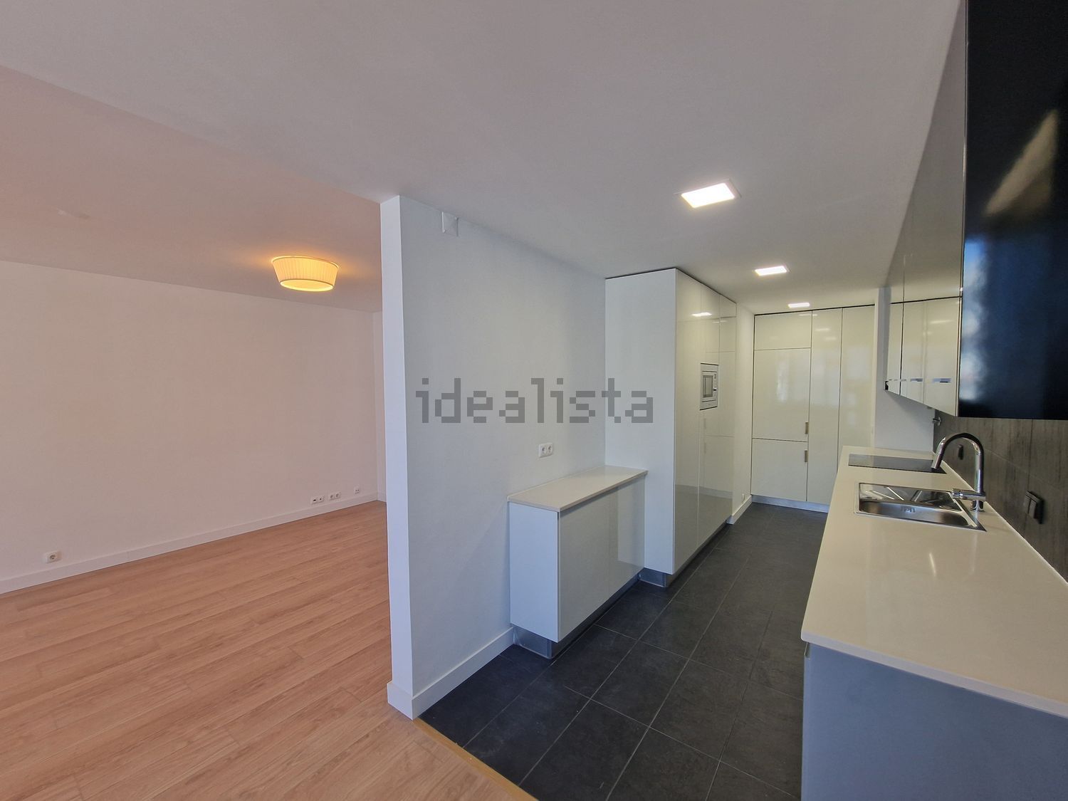 出租公寓 t4Azinhaga da Cidade, 9 - 厨房