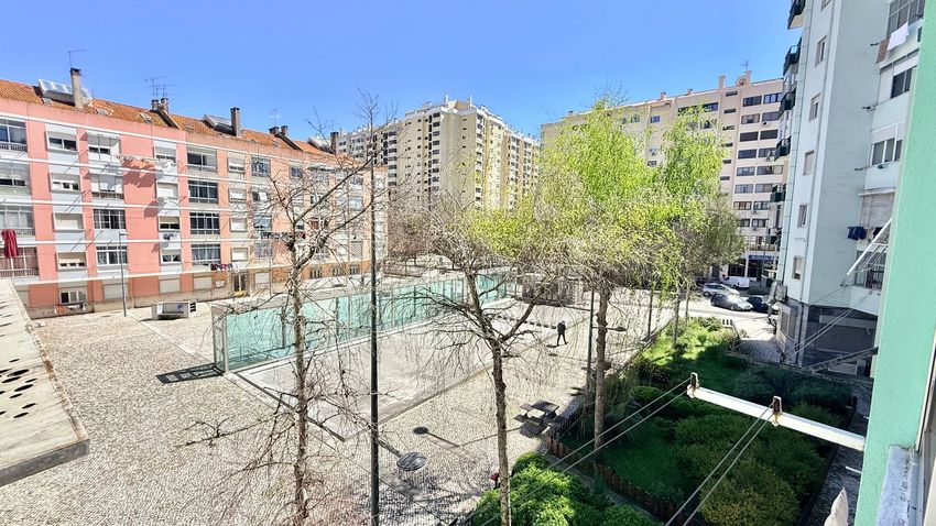 公寓 t2出售在Rua São Pedro, 9