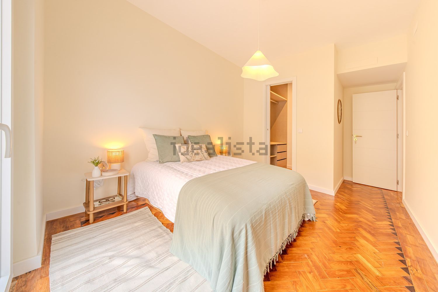 公寓 t2出售在Rua 1º de Dezembro - 卧室