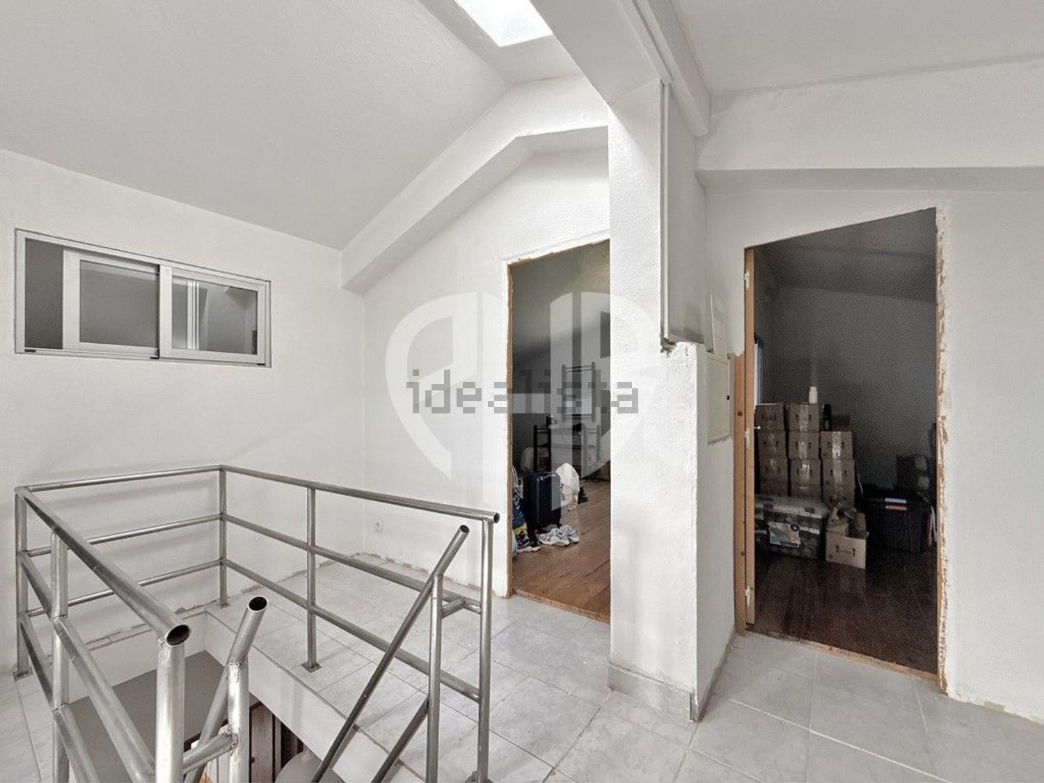 小楼房或独栋别墅出售Cm1029 - 详情