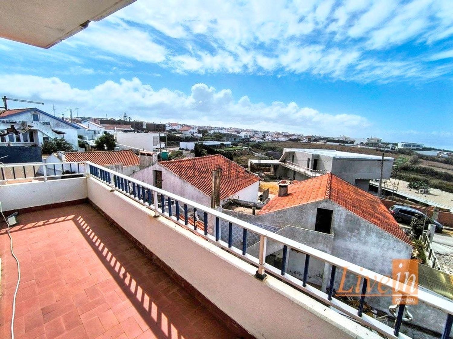 小楼房或独栋别墅出售在Santo Isidoro - 阳台