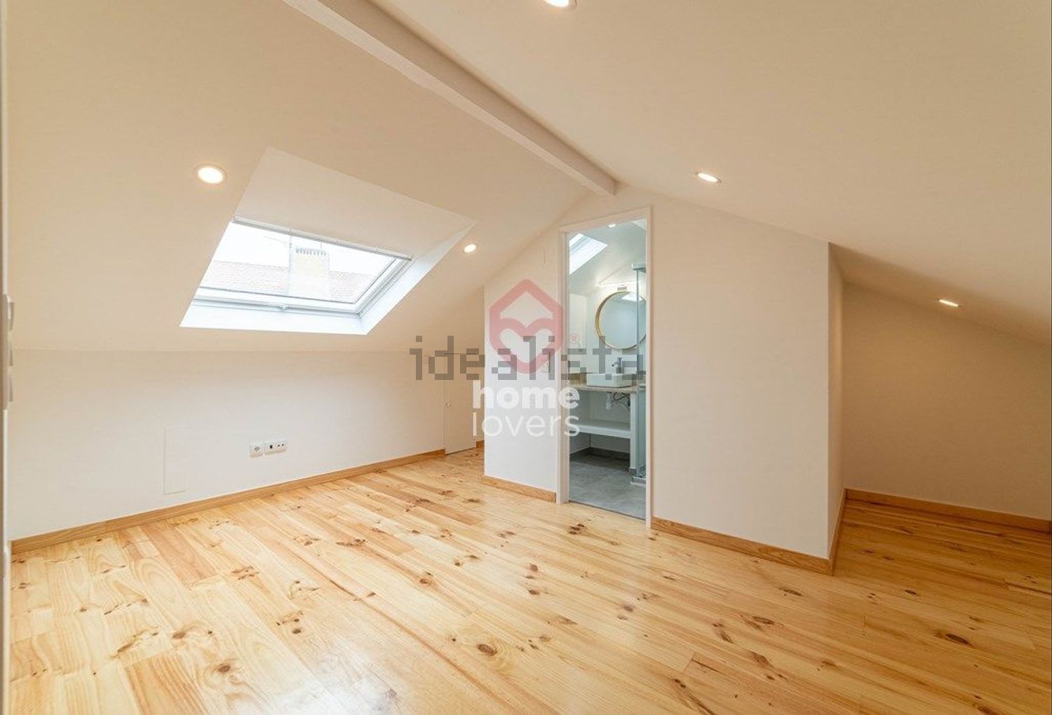 出租公寓 t2Calçada Poço dos Mouros - 居住