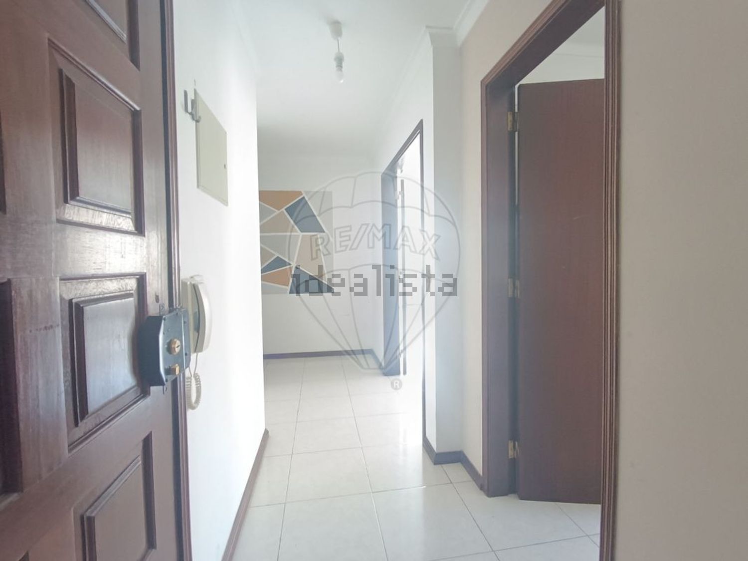 公寓 t2出售在Avenida Padre Alberto Neto - 过道