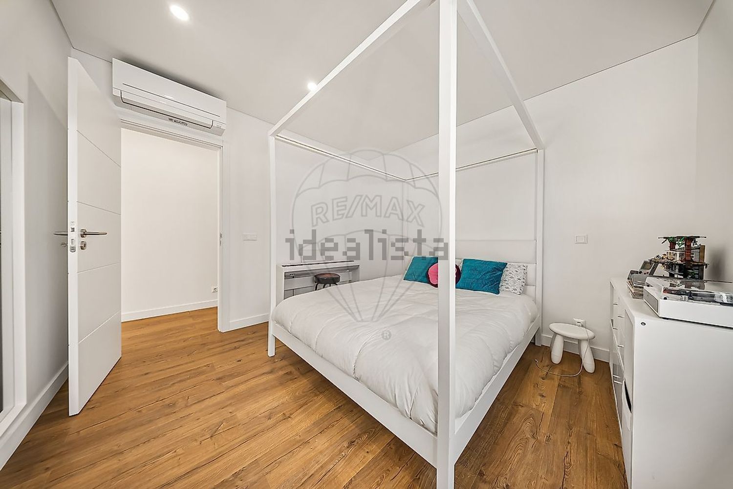 小楼房或独栋别墅出售在Bairro Vila Morena - 卧室