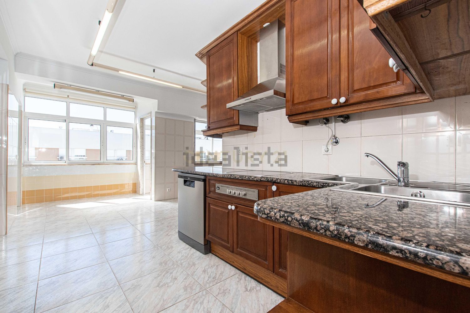 出租公寓 t4在Moscavide e Portela - 厨房