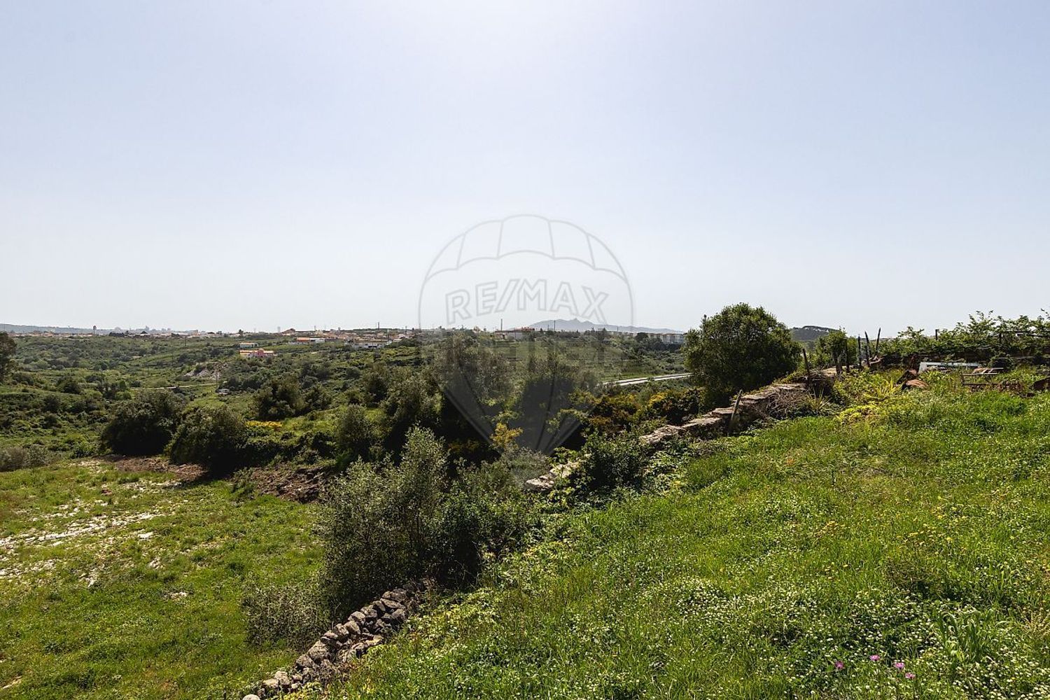 小楼房或独栋别墅出售在Estrada do Casal Sequeiro - 花园