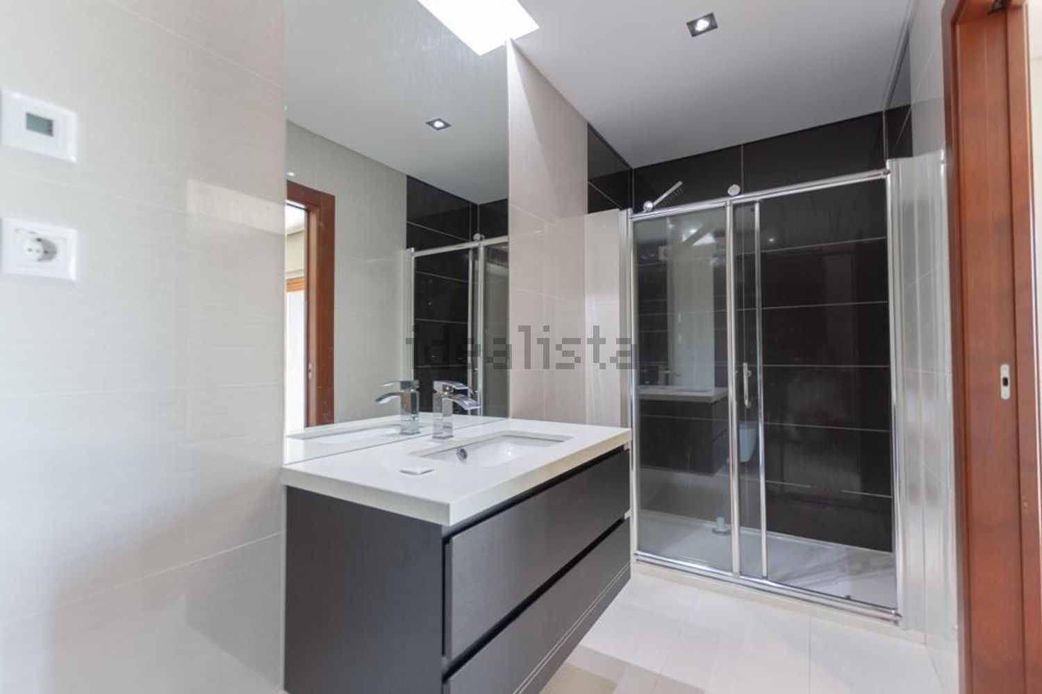 出租公寓 t4在Rua Marechal Gomes da Costa, 3 - 卫生间