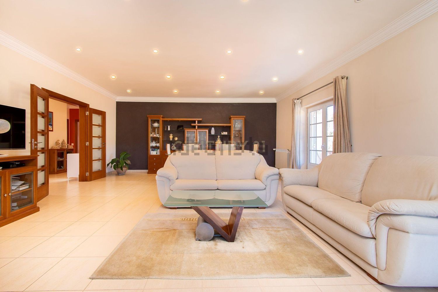 小楼房或独栋别墅出售在Santo Isidoro - 客厅