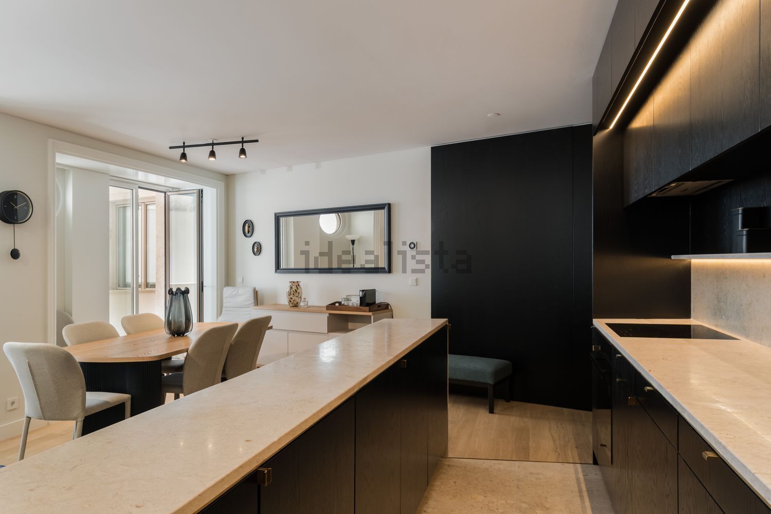 出租公寓 t1在Rua do Telhal, 72 - 厨房