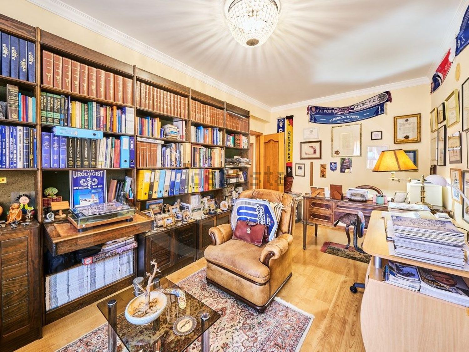 小楼房或独栋别墅出售在Rua Bartolomeu Perestelo, 189 - 客厅