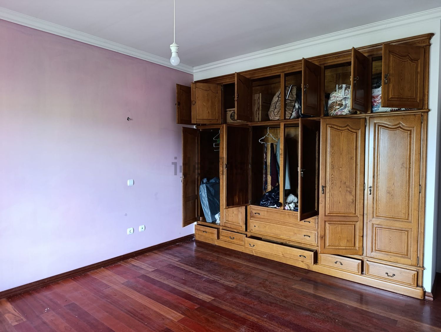 小楼房或独栋别墅出售在Caminho dos Reguengos - 试衣间