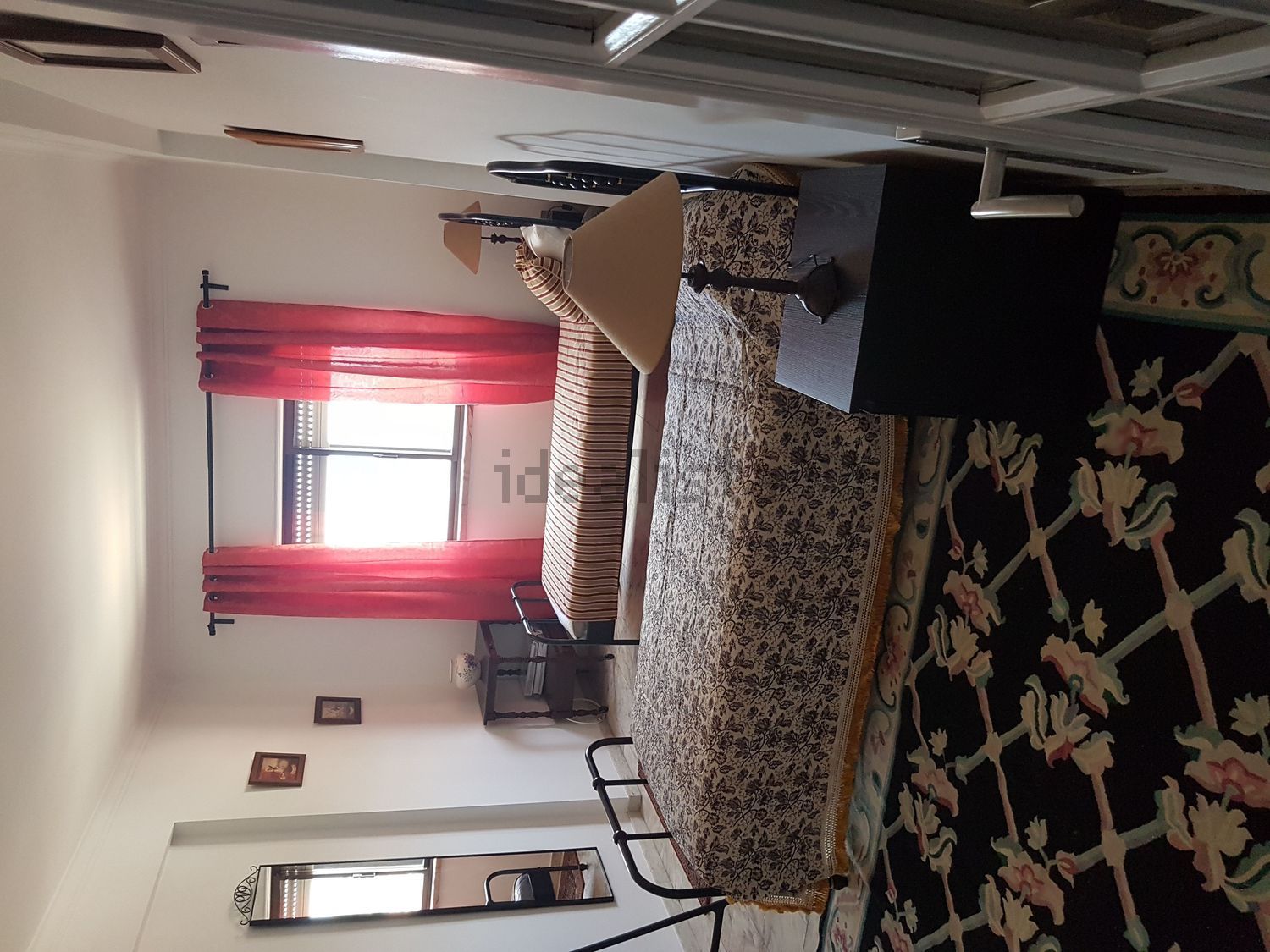 出租房间在Rua Doutor José Alberto Ferraz, 11 nrDireito - 客厅