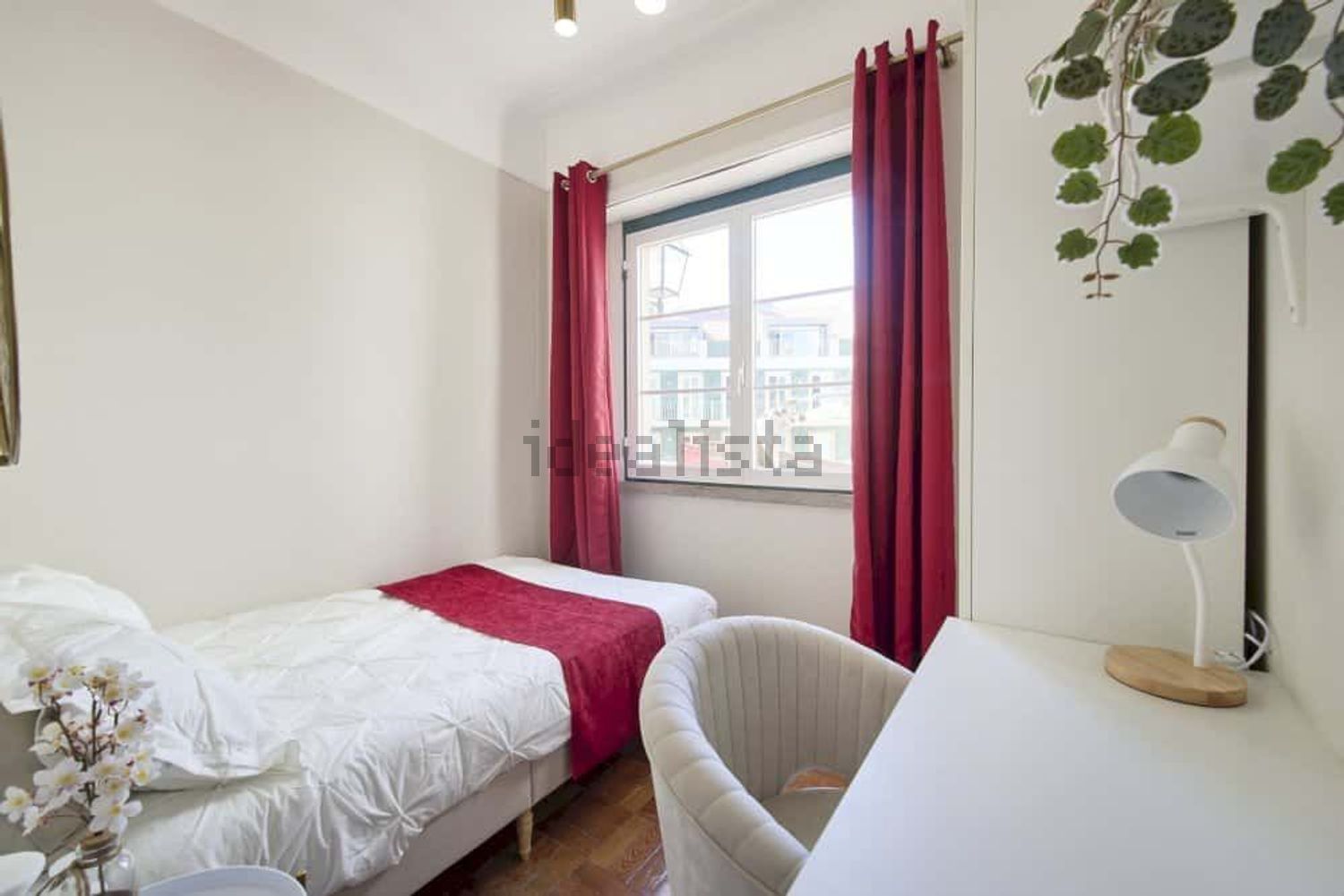 出租房间在Rua da Palmeira, 28 - 卧室