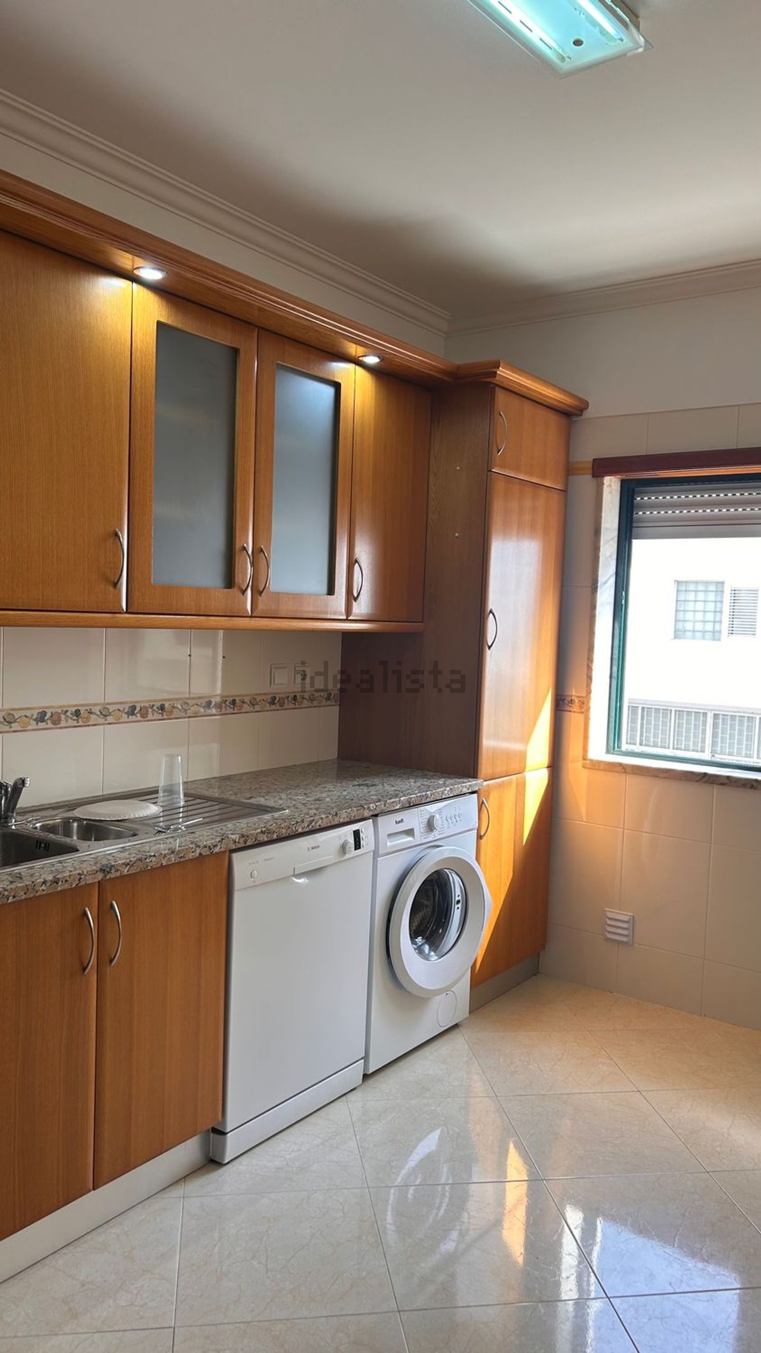 出租房间在Rua Fernão Lopes, 45 - 厨房