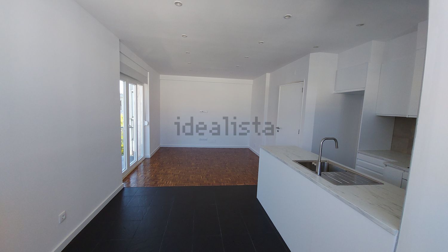 出租公寓 t2在Rua Gil Vicente, 33 - 厨房