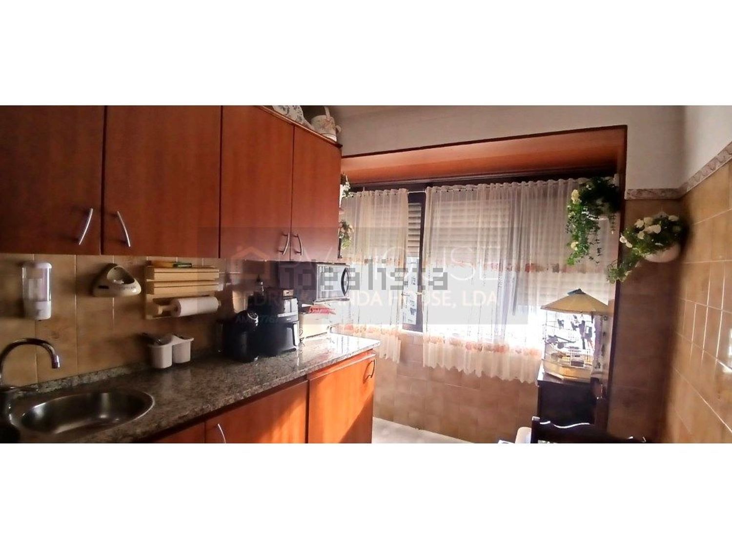 公寓 t2出售在Rua António Janeiro, 3 - 厨房