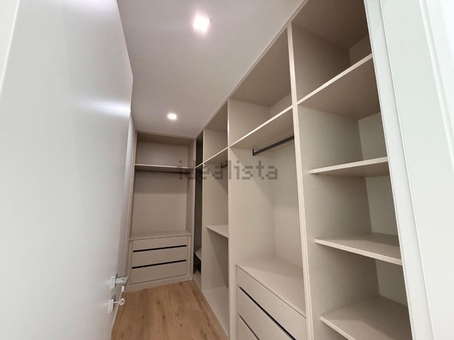 公寓 t3出售在Rua dos Pedros - 试衣间