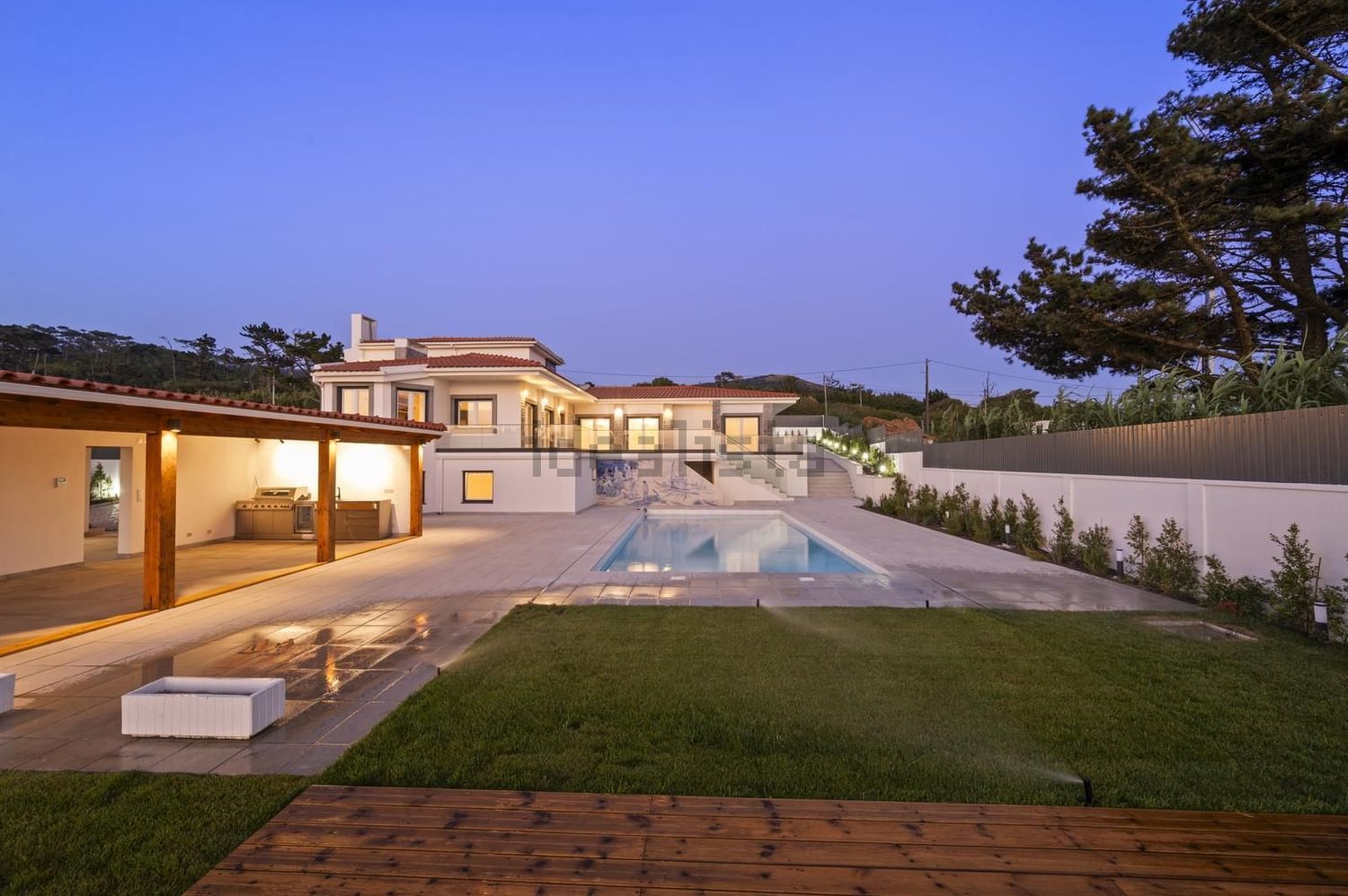 小楼房或独栋别墅出售在Beco do Algarvio - 游泳池