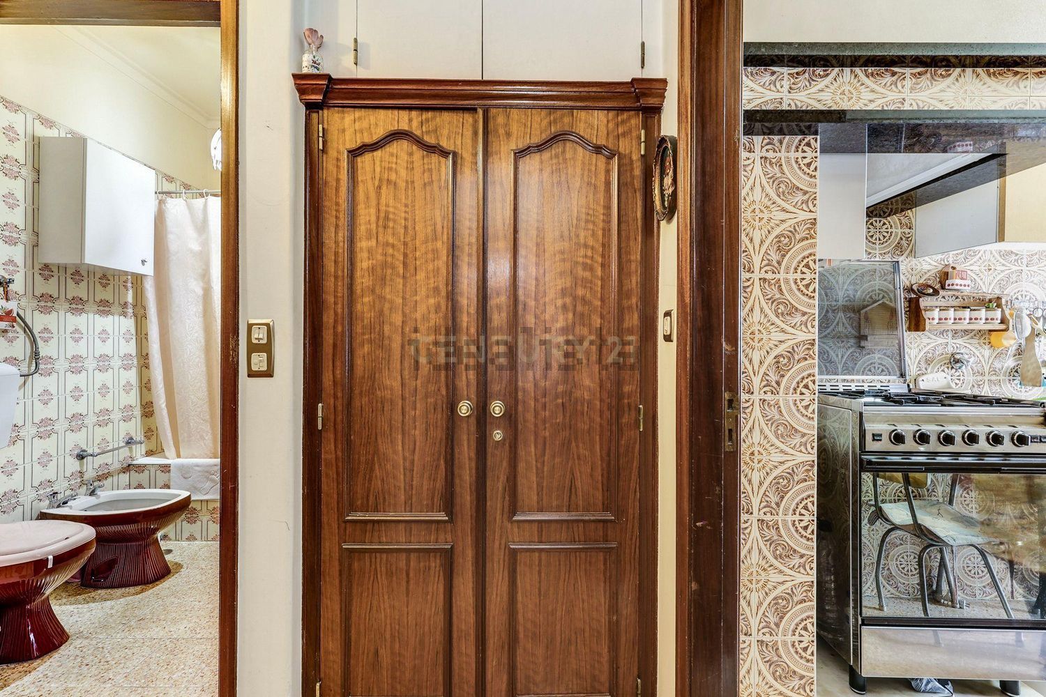 公寓 t1出售在Rua Montepio Geral s/n - 过道