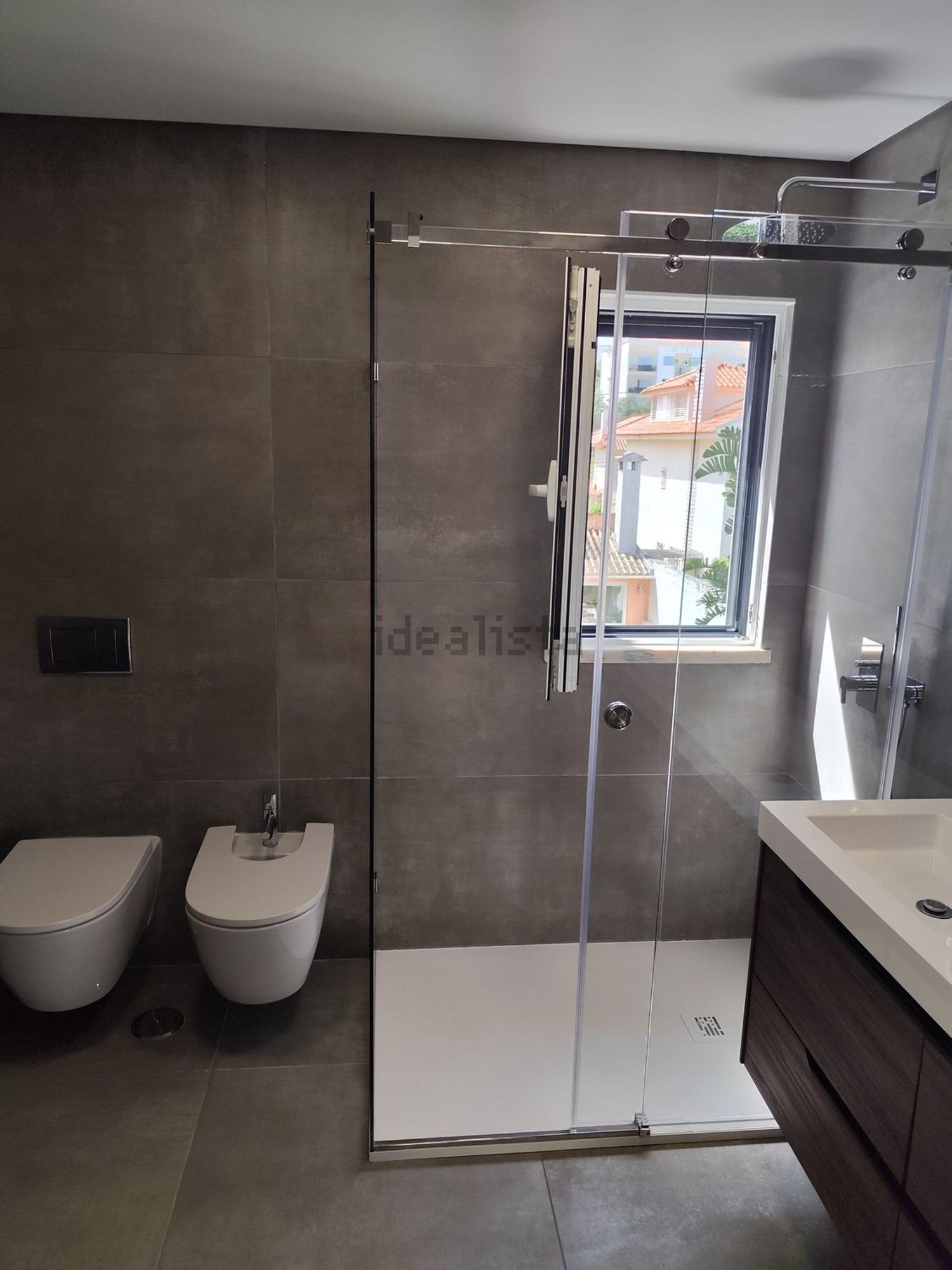 出租小楼房或独栋别墅在Praceta Santa Rita de Cássia - 卫生间