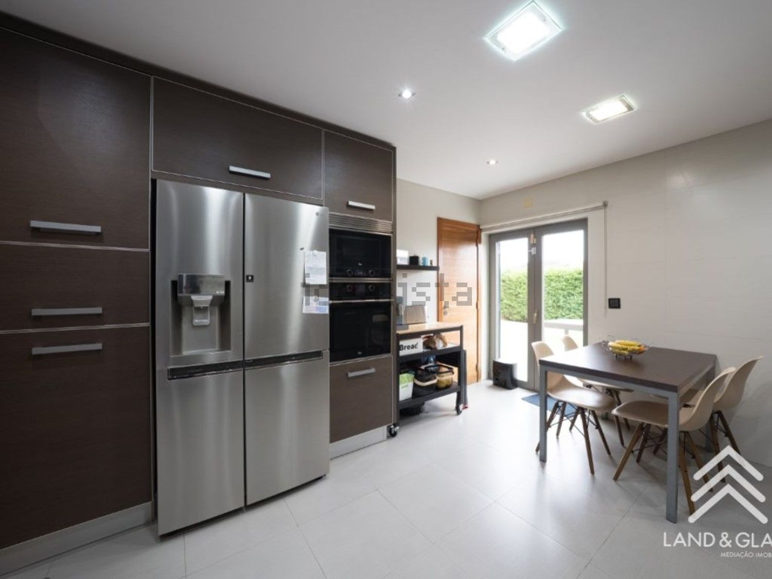 小楼房或独栋别墅出售在Rua das Helenas, 10 - 厨房