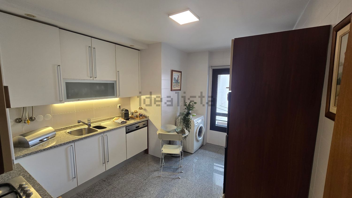 公寓 t1出售在Rua Manuel da Silva Leal, 7 - 厨房