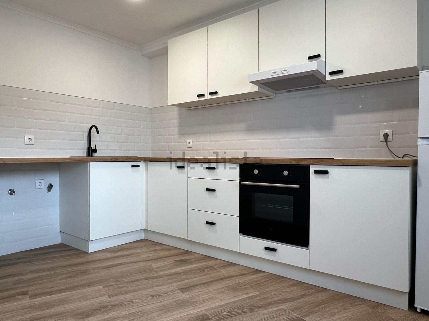 出租双拼别墅在Travessa Professor Victor Oliveira, 6 - 厨房