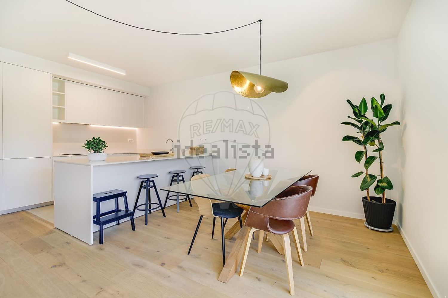 出租公寓 t2在Estrada Desvio - 客厅