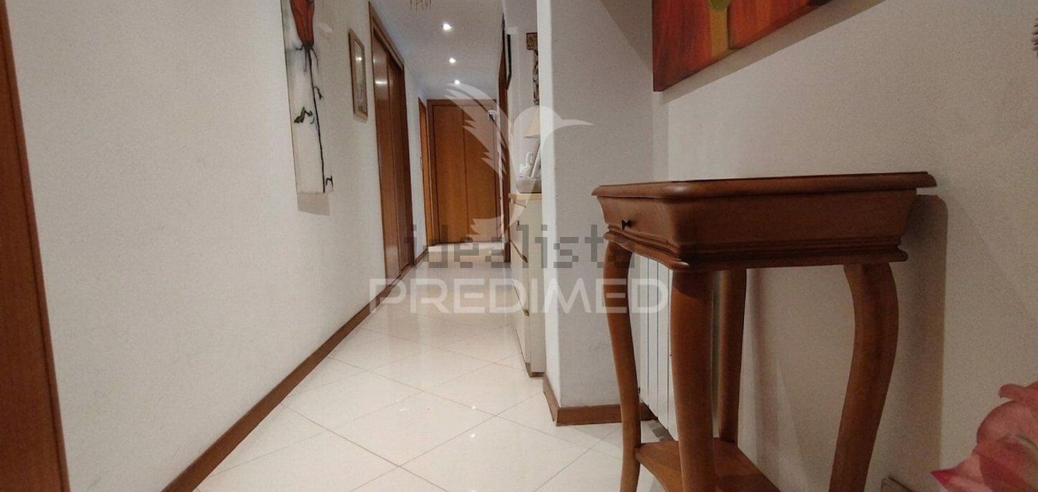 公寓 t2出售在Santo António dos Cavaleiros e Frielas - 照片