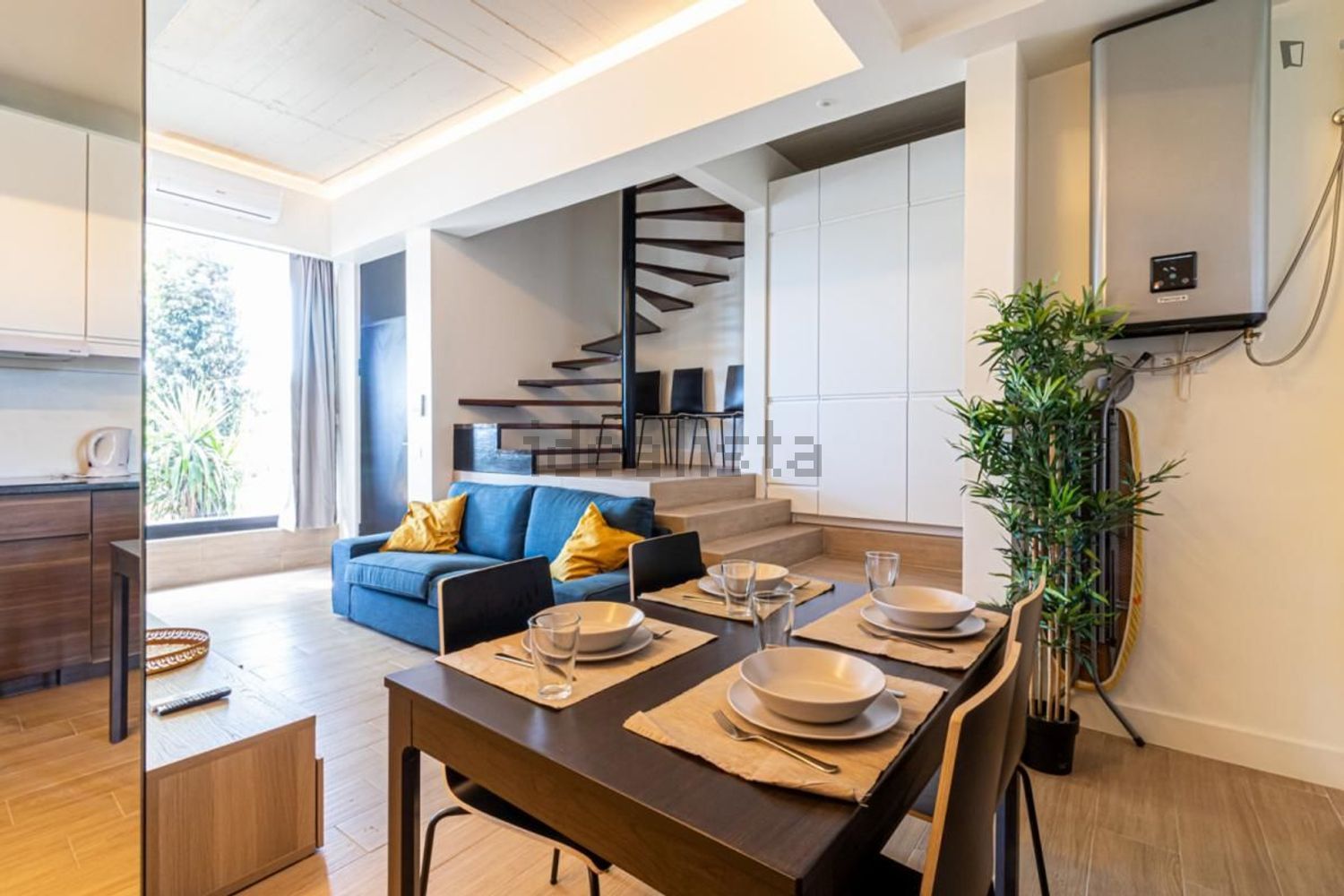 出租房间在Rua Luís Cristino da Silva - 客厅