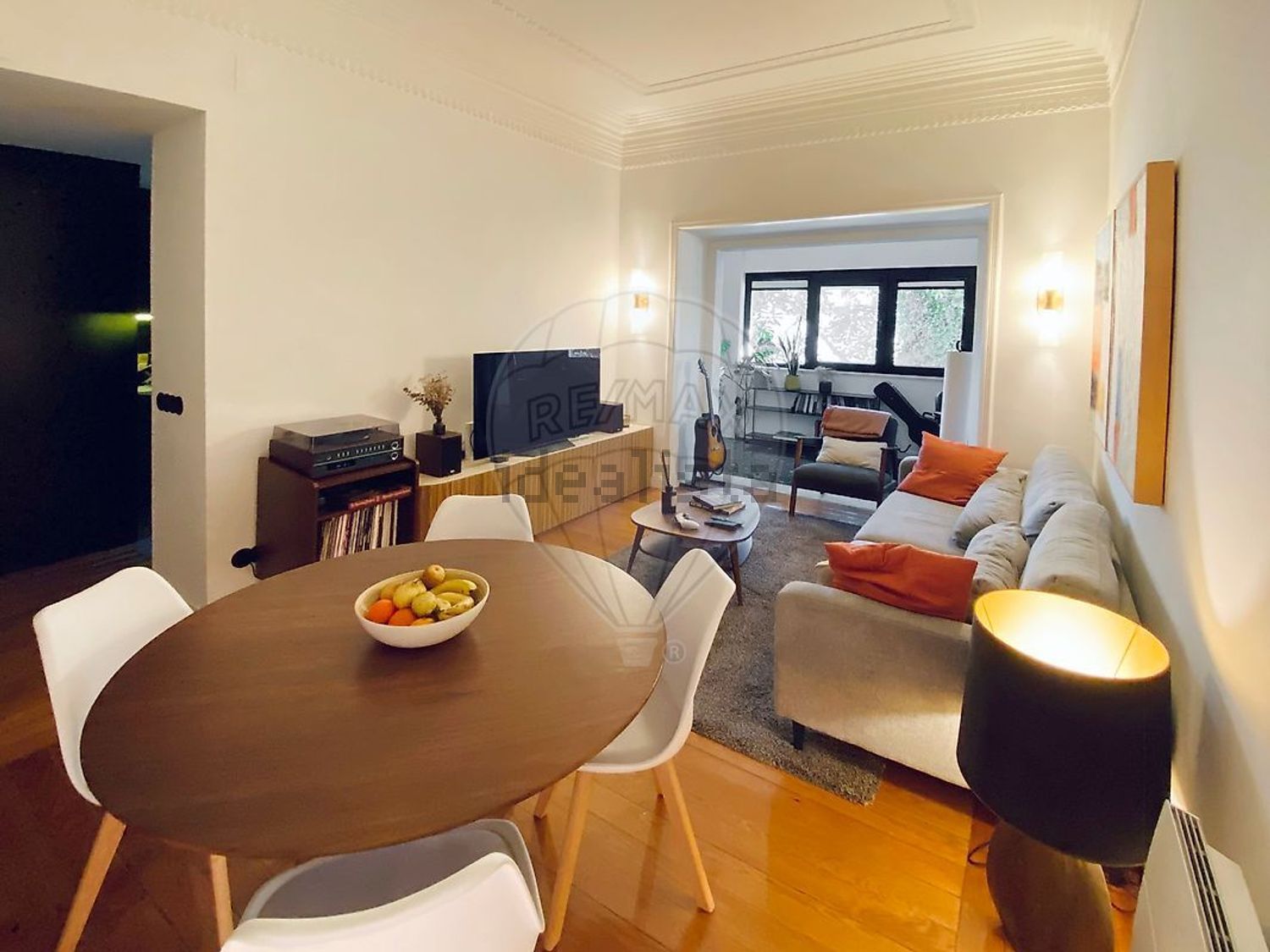 出租公寓 t1在Rua da Penha de França - 客厅