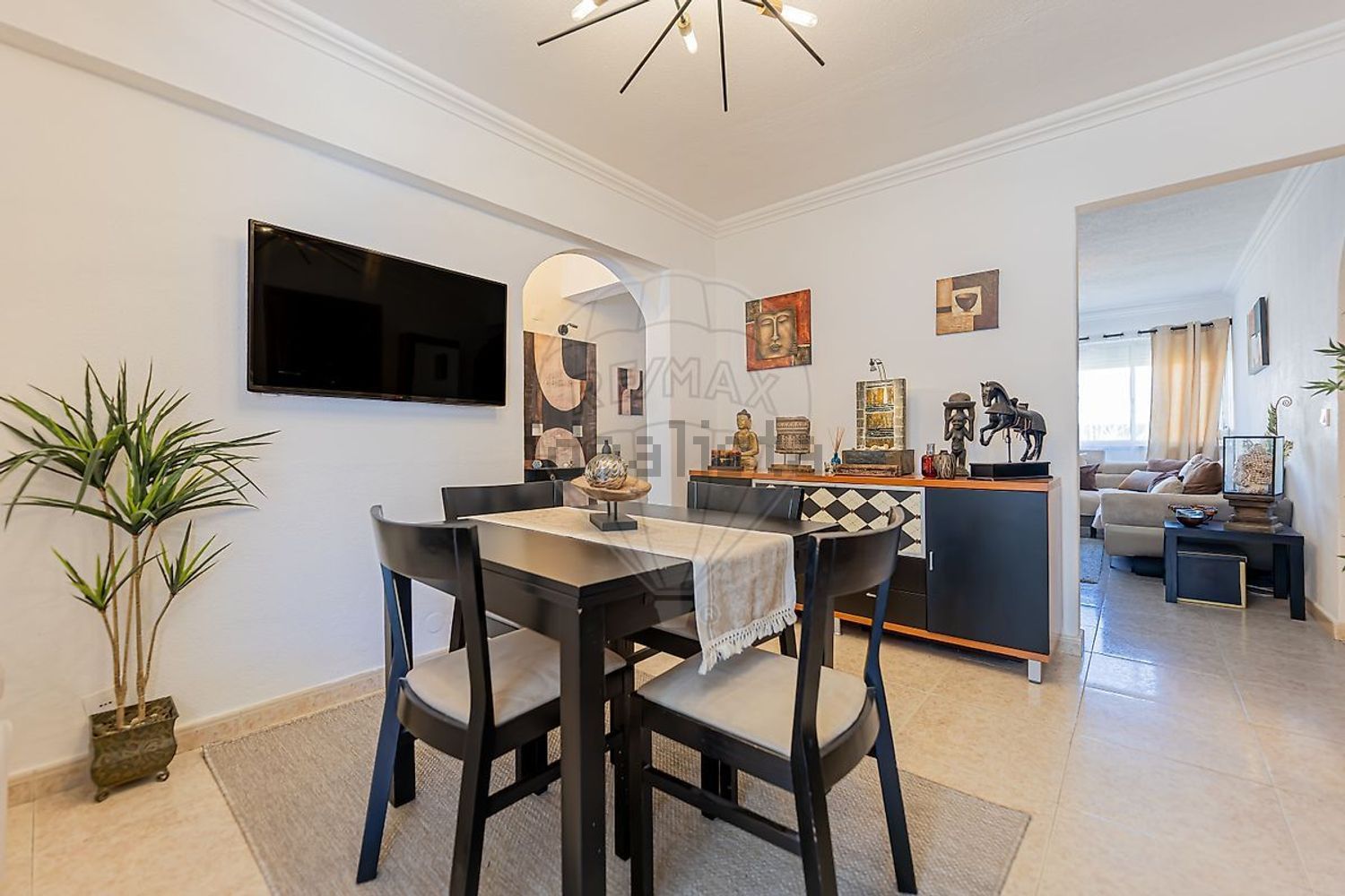 公寓 t4出售在Rua Fernando Pessoa - 客厅