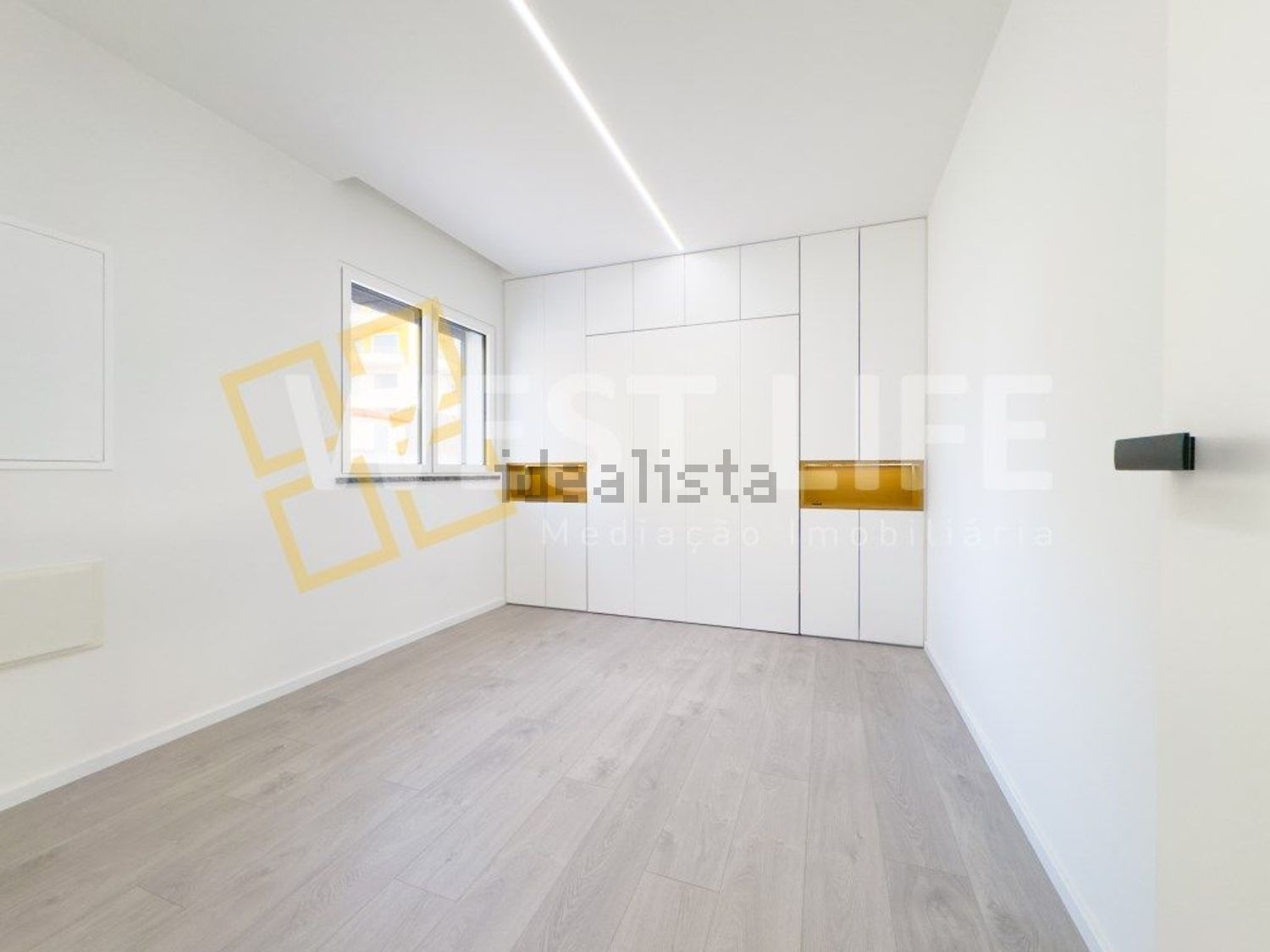 小楼房或独栋别墅出售在Centro - 居住