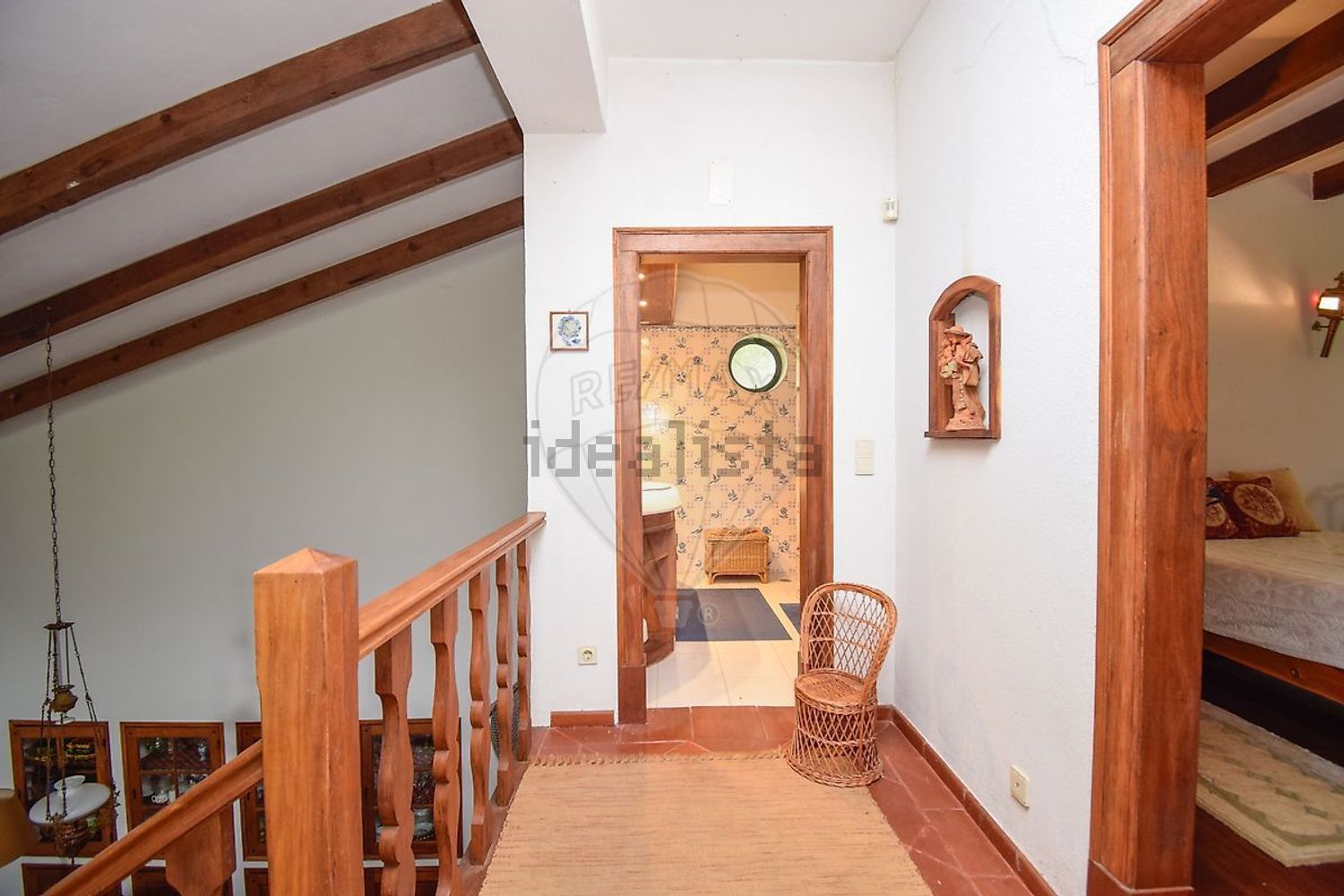 小楼房或独栋别墅出售R. da Portela - 过道