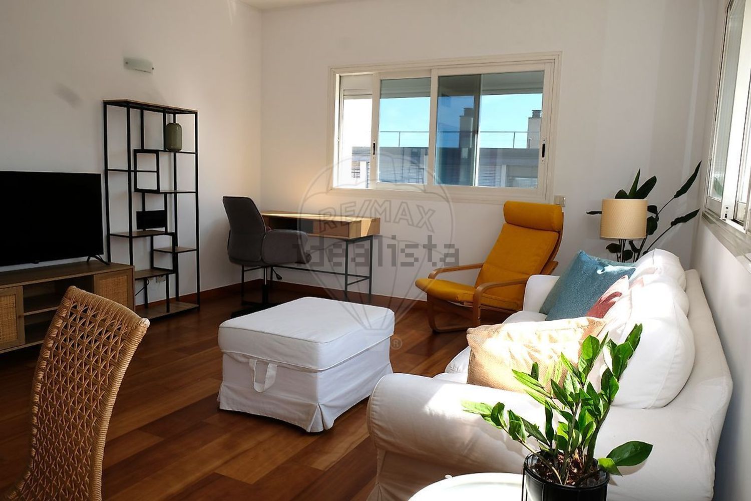 出租公寓 t1在Avenida Dom João II - 客厅