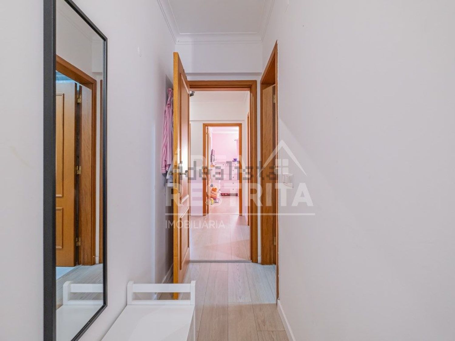 公寓 t3出售在Rua de Dadrá - 过道