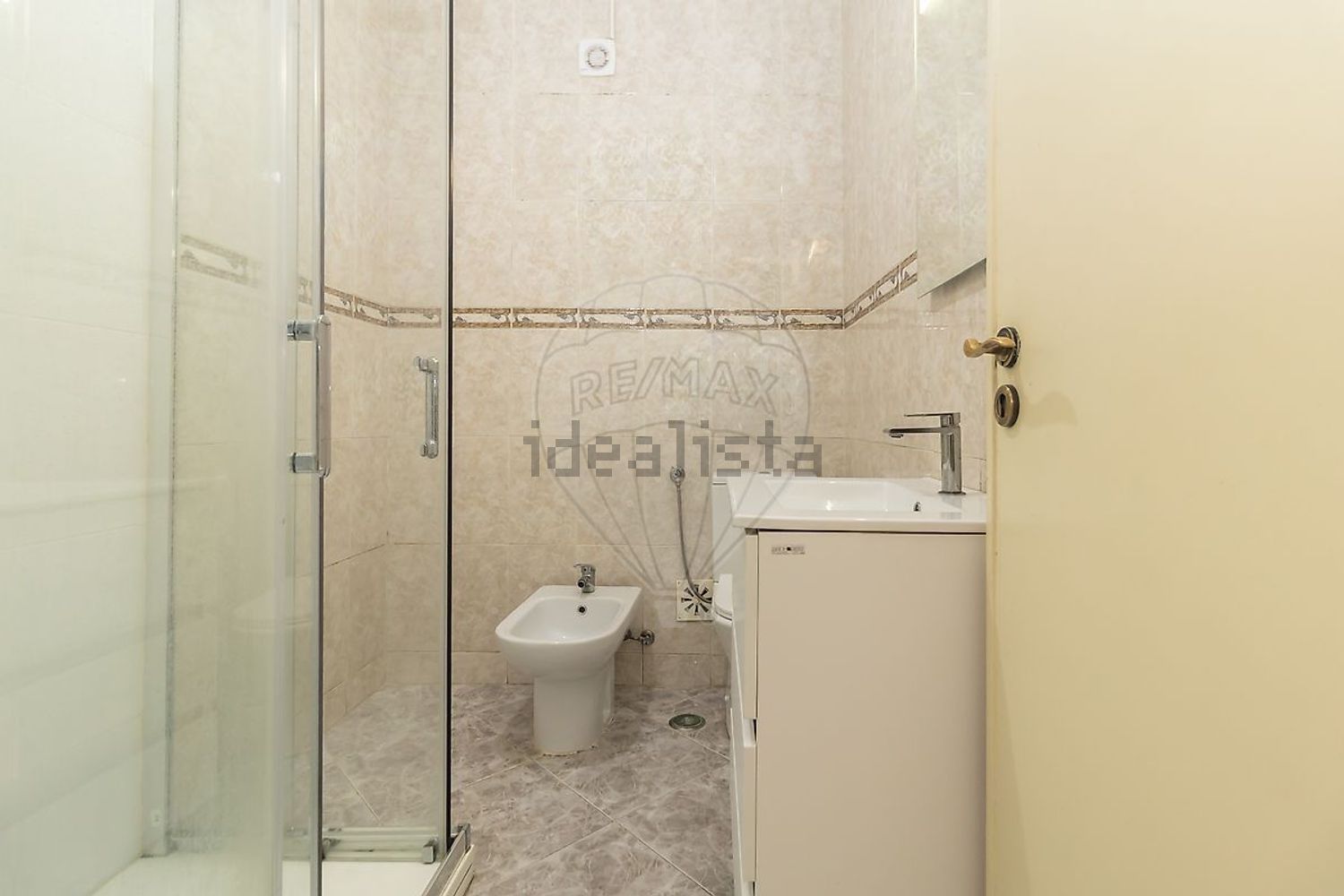 公寓 t3出售在Rua Infante Dom Augusto - 卫生间