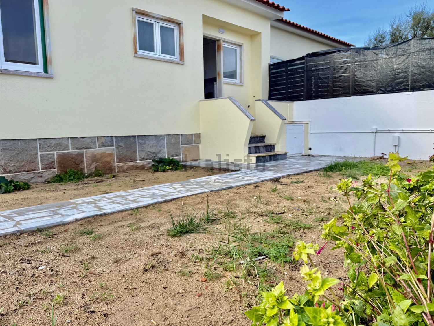 出租双拼别墅在Rua Alberto Tota - 外立面