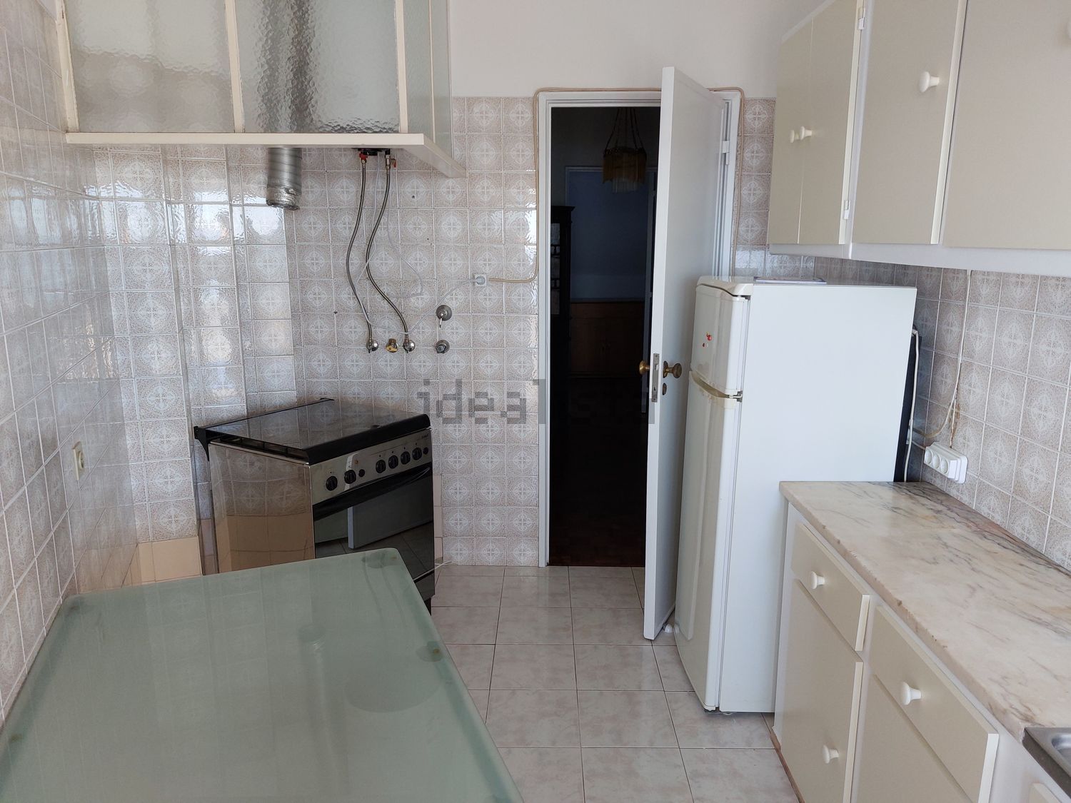 出租公寓 t2在Rua Marvila, 49 - 厨房