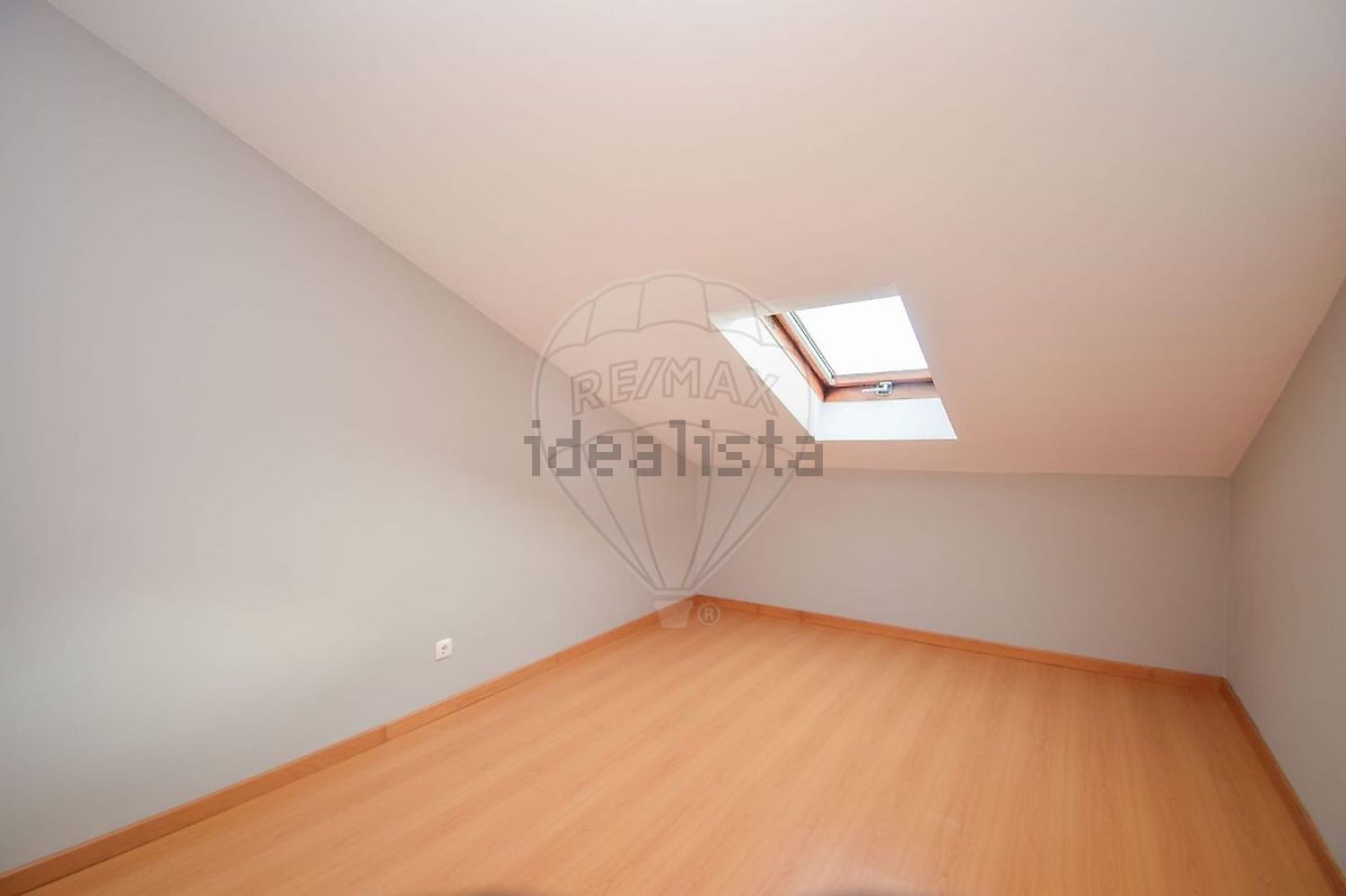 公寓 t4出售在Praça da Concórdia - 居住