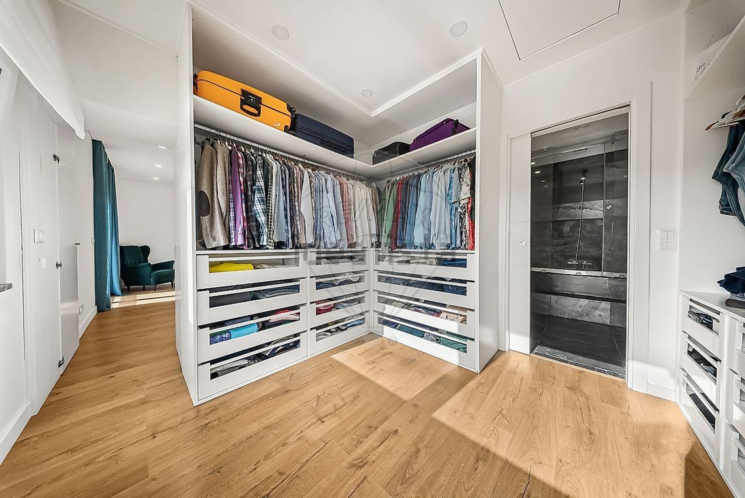 小楼房或独栋别墅出售在Bairro Vila Morena - 试衣间